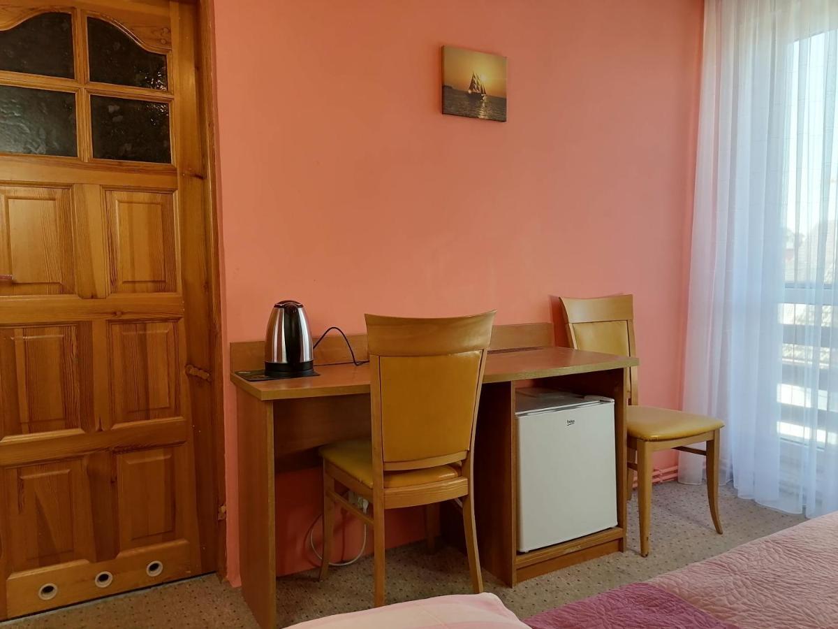 Apartamento Dom Pod Gruszka Pobierowo Exterior foto