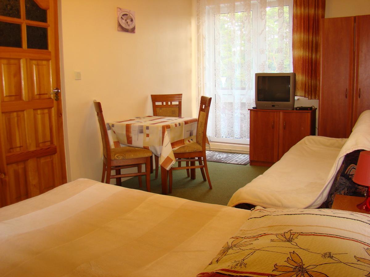 Apartamento Dom Pod Gruszka Pobierowo Exterior foto