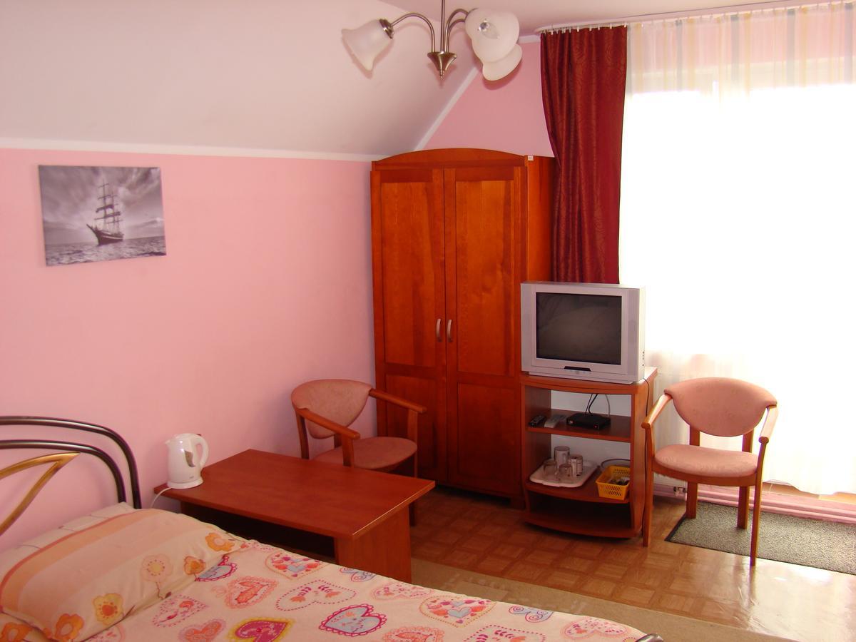 Apartamento Dom Pod Gruszka Pobierowo Exterior foto
