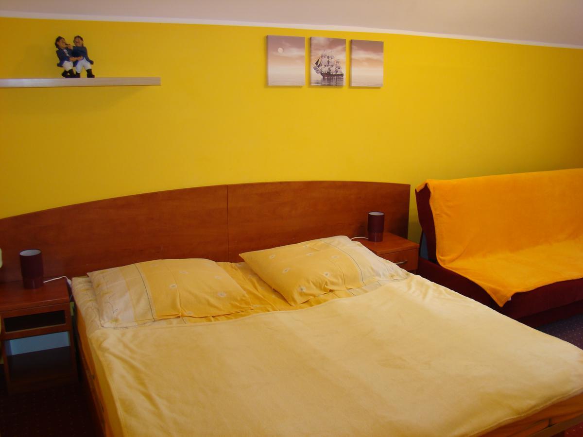 Apartamento Dom Pod Gruszka Pobierowo Exterior foto